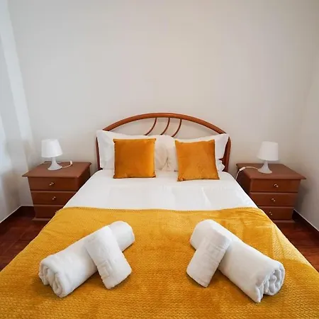 Casa Do Largo * Nazaré