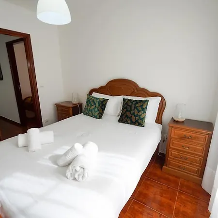 Casa Do Largo Feriehus Nazaré