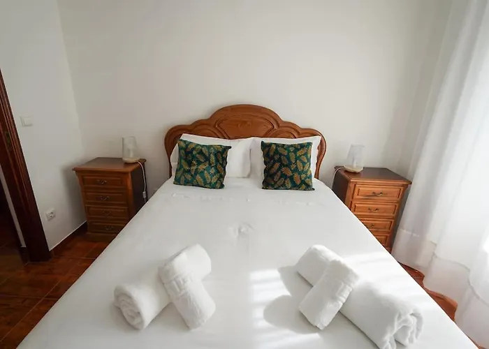 Casa Do Largo - Sitio Da Nazaré